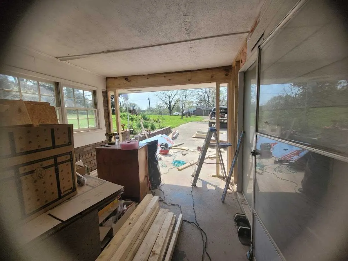 Air movers and dehumidifier for Drying & Dehumidification in Sudden Valley